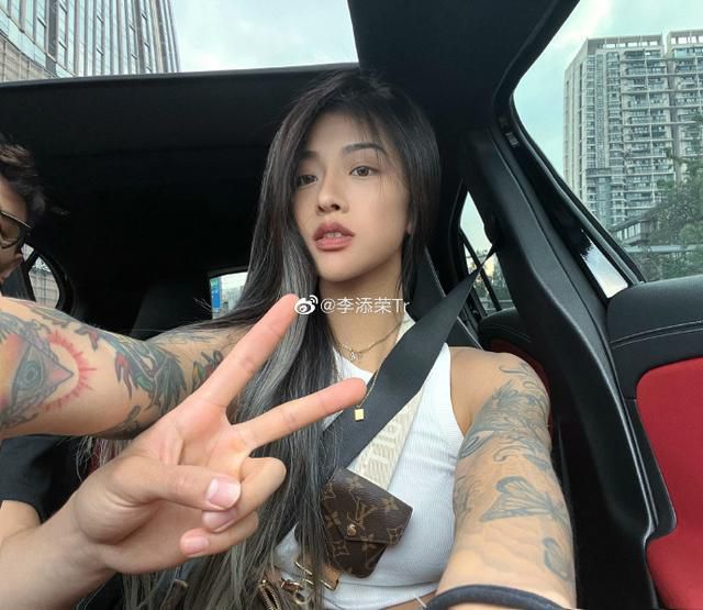 调教女警小说